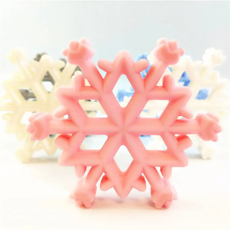 

Creative Baby Teether Jewelry 5pcs Christmas Snowflakes DIY Accessories Nursing Teething Necklace Food Grade Silicone Teether