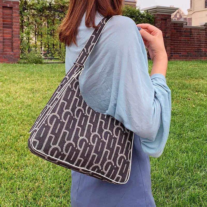 

Women's Fashion New Style Handbag Ladies Handbag Messenger Bag Letter Printing Casual Canvas Shoulder Underarm Bag