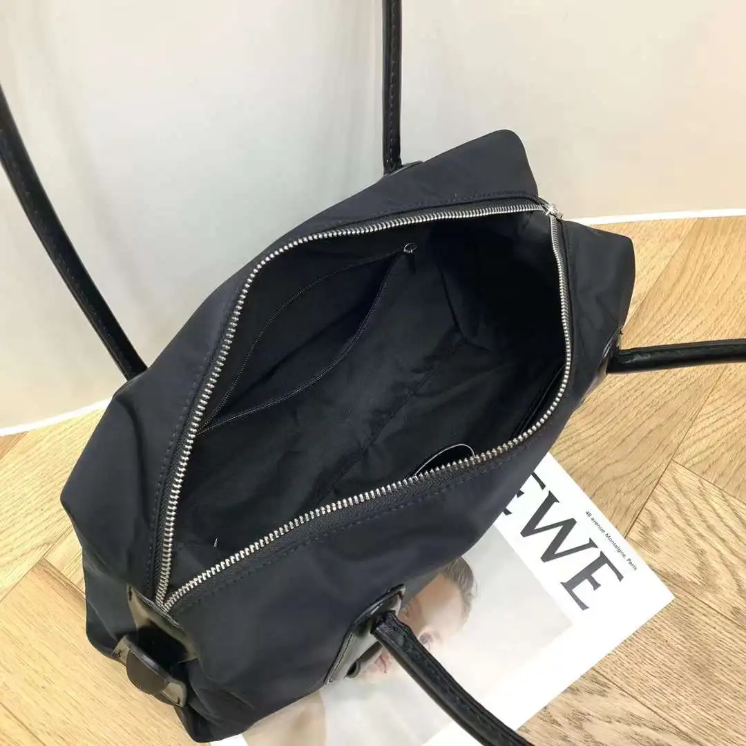 

Korea Fashion Women Shoulder Bags Nylon Designer Ladies Travel Shopper Bag Large Capacity Female Tote Handbag New 2021 Simple