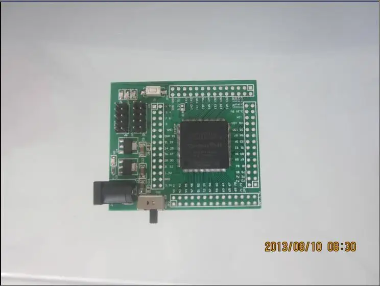 

Плата разработчика минимальной системы Altera FPGA Cycloneiv Ep4ce6e22