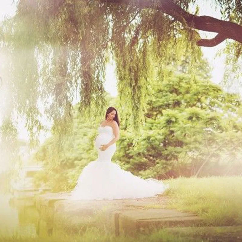 

Off Shoulder Maternity Dresses Pregnancy Photography Dress With Pleated Long Gauze Tail Fashion Photo Shooting Body Fitted Gown