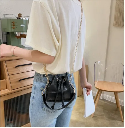

2020 Fashion Women Bags Alligator Pattern PU Leather Bucket Bag Chain Strap Drawstring Shoulder Bag Tote Crossbody Handbags