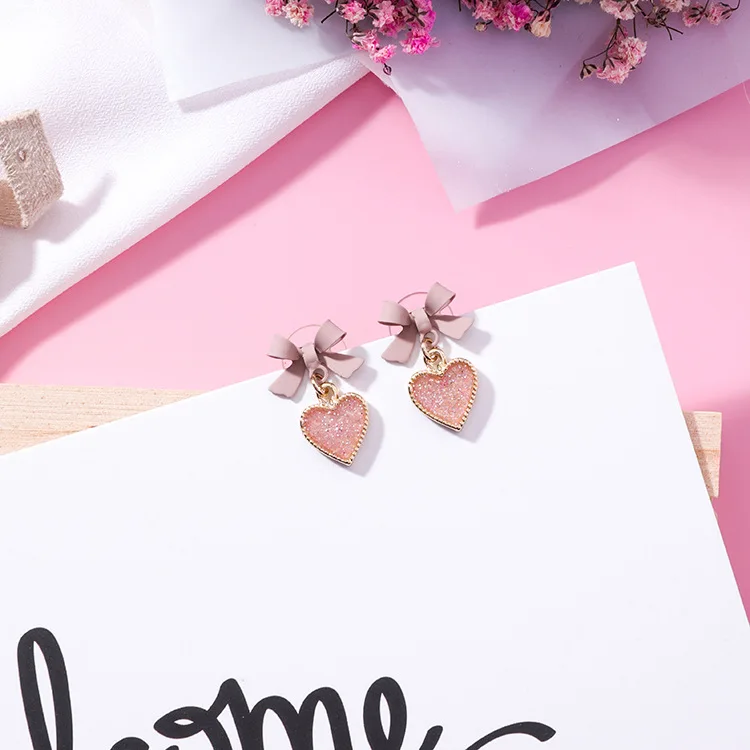 Классические Акриловые женские красивые серьги-гвоздики в форме сердца милые
