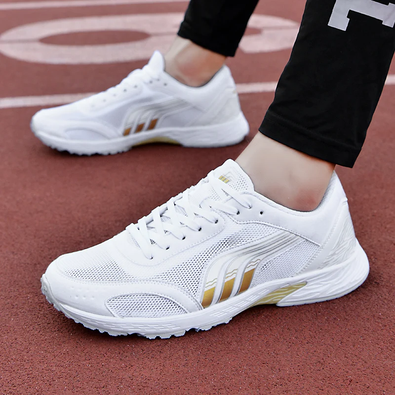 

New Mens and Womens Mesh Wearable Running Shoes Breathable Marathon Soft Bottom Sports Shoes Outdoor Lightweight Couple Shoes