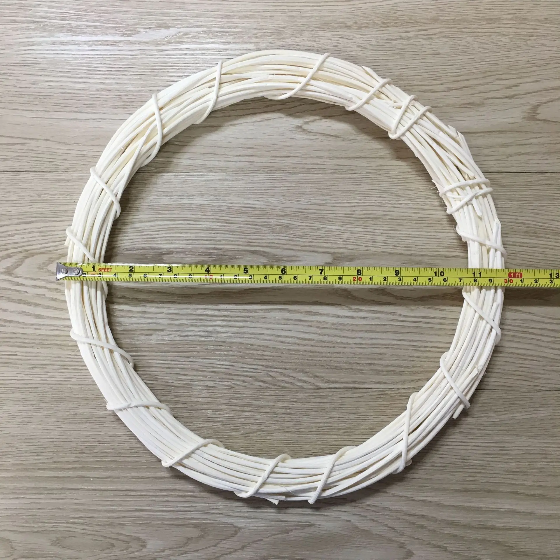 Round 30cm Белая звезда круглая форма венок из ротанга лоза цветок венок гирлянда на Рождество год Свадьба Вечеринка домашняя дверь DIY Украшение - Цвет: Round 30cm
