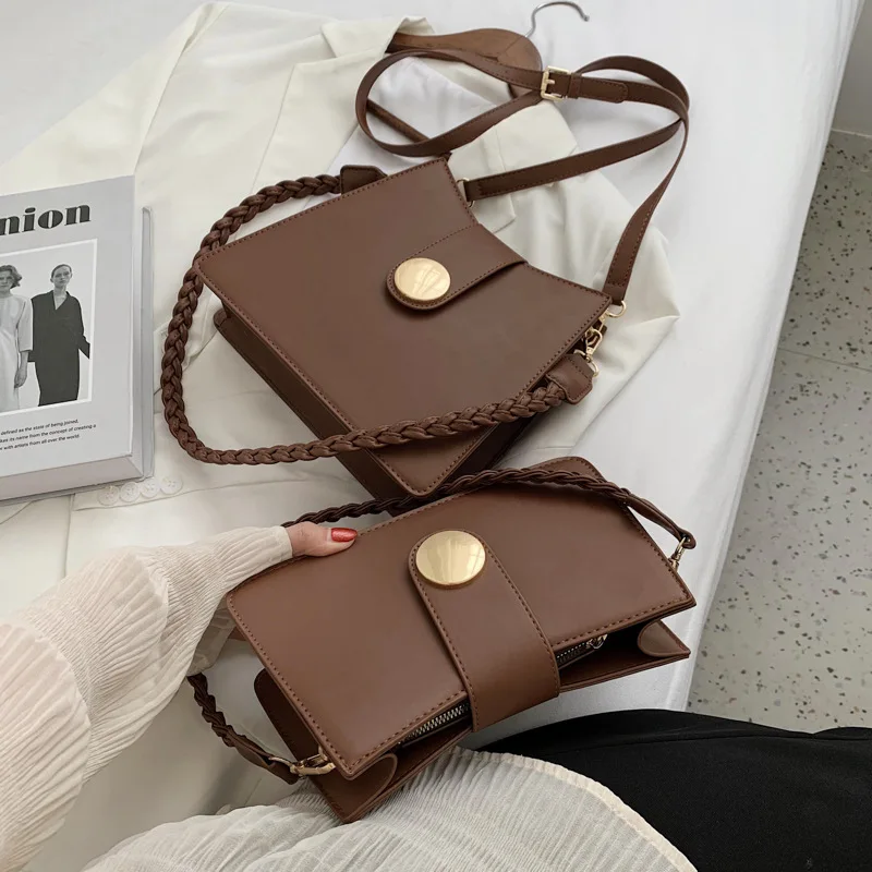 

Underarm Women's Bag 2020 New Popular Net Red Small Square Bag Niche Design Bag All-Match Ins Shoulder Messenger Bag