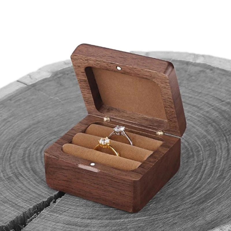 

Square Shaped Wood Ring Box Portable Jewelry Box Holder Engagement Ring Box R9JE