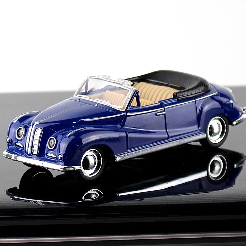 Модель автомобиля из сплава классическая модель Игрушечная машина Bugatti Chiron