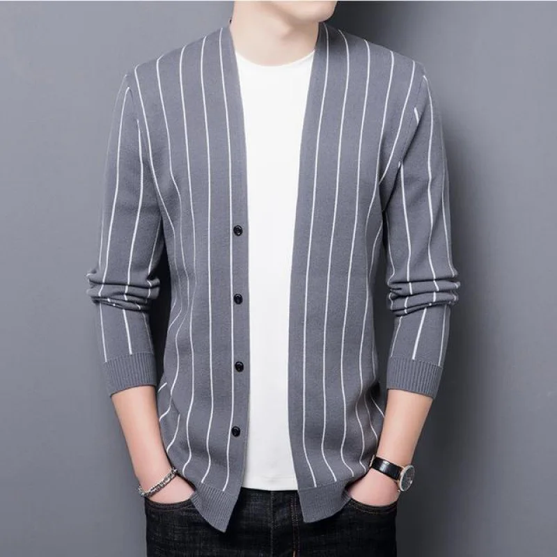 

2020 Men's Autumn Vertical Stripes Knitted Cardigan Sweater New Trend Autumn Clothes Outerwear V-neck Casual Sweater