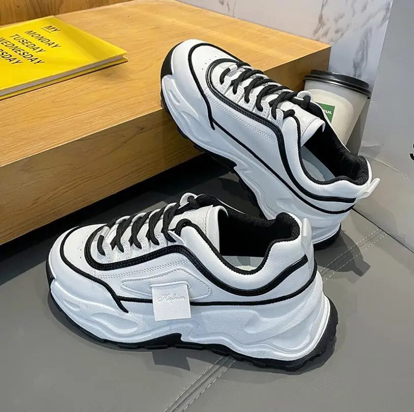 

Роскошные Весенние новые спортивные женские кроссовки на платформе, повседневная подходящая ко всему искусственная кожа для девочек 2022, бе...