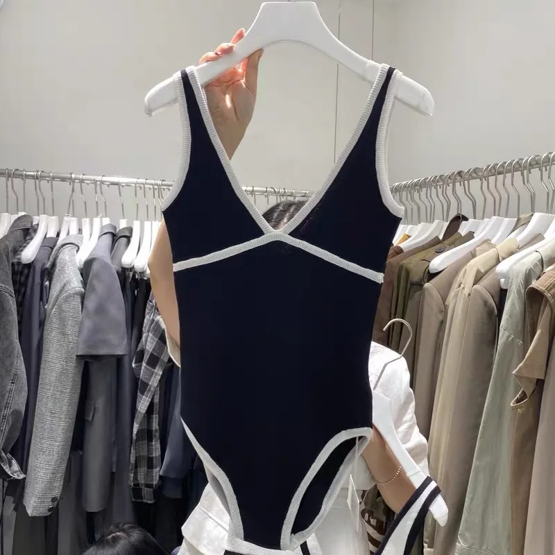 

SOURCE Factory 2020 New Style One-piece Swimming Suit Female Korean-style Simple Black and White Swimwear Bikini Bikini