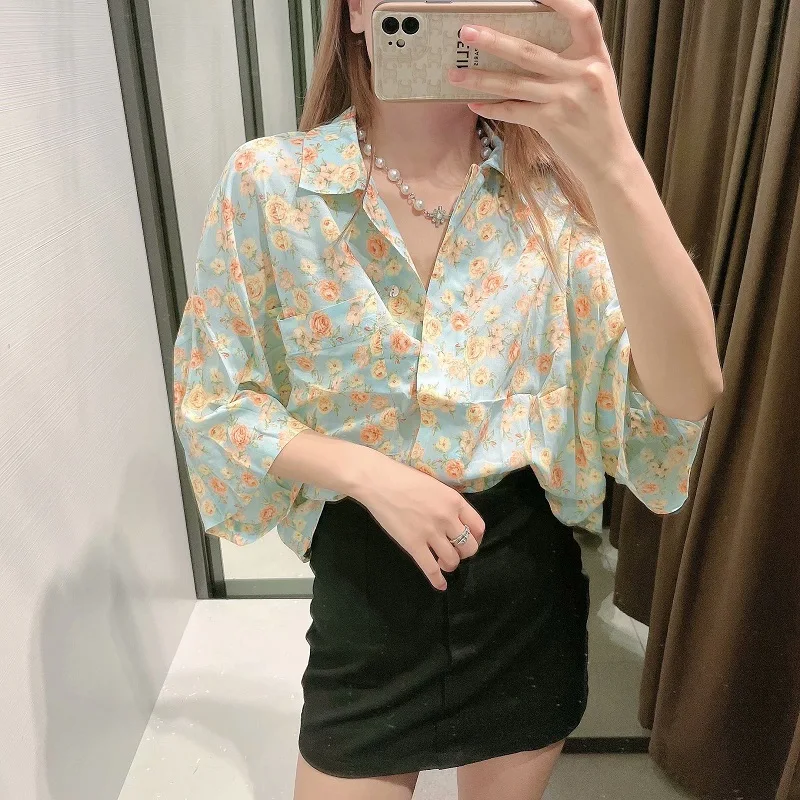 

VUWWYV Za Women Shirts Blue Floral Print Button Up Shirt Summer 2021 Flowing Oversized Collared Shirts Woman Casual Ladies Tops