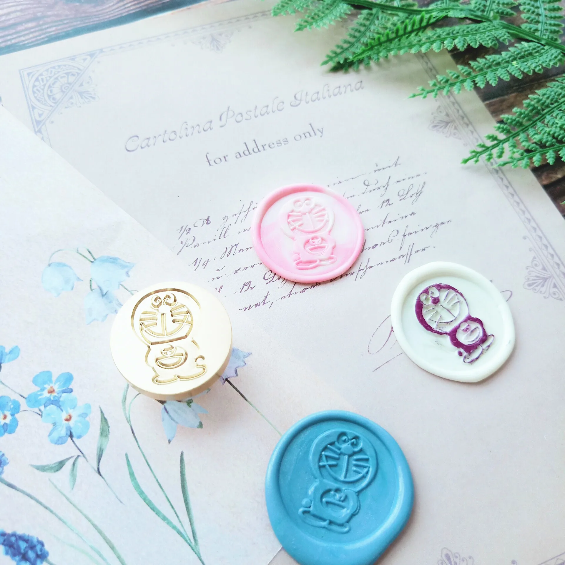 Doraemon Робот кошка запечатывания марки Фотофон в ретро стиле с изображением