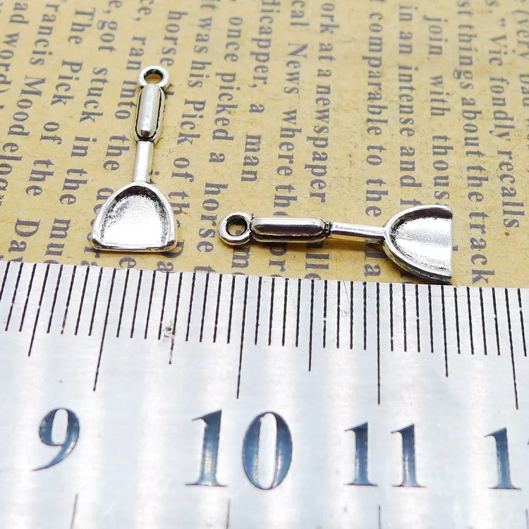 

Bracelet Charms Small Shovel Charms Antique Silver Color 7x20mm 20 Pieces