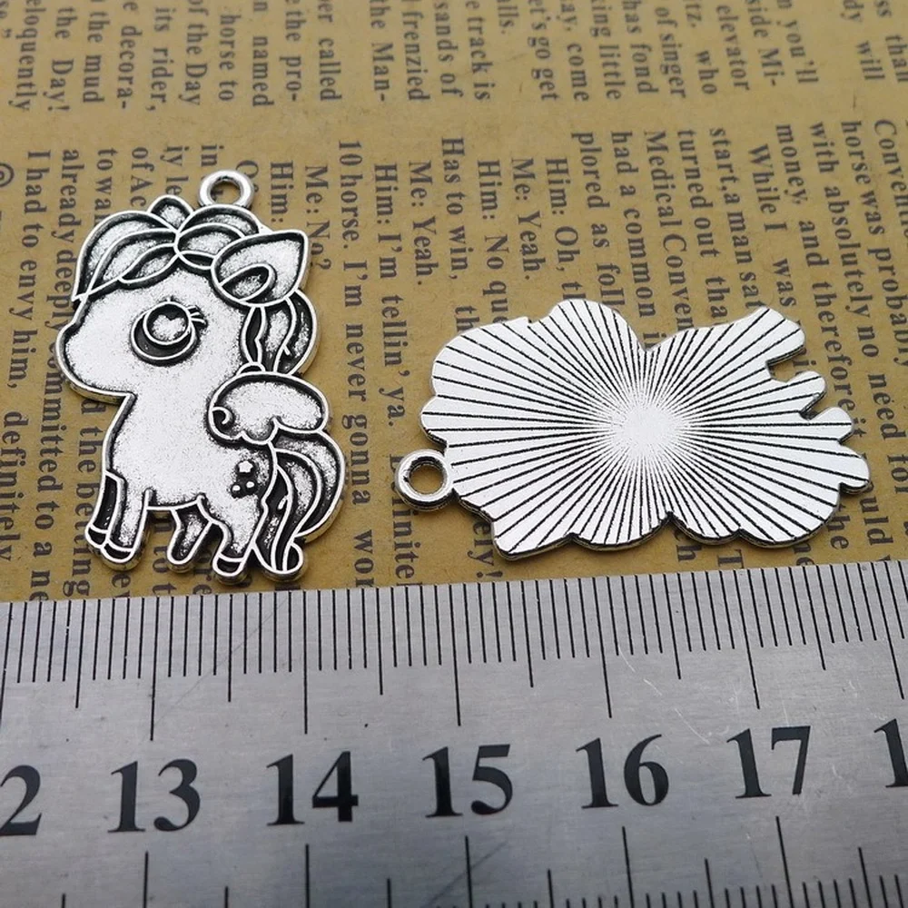 

80pcs Horse Charms 20mm x 35mm DIY Jewelry Making Pendant Antique Silver Color