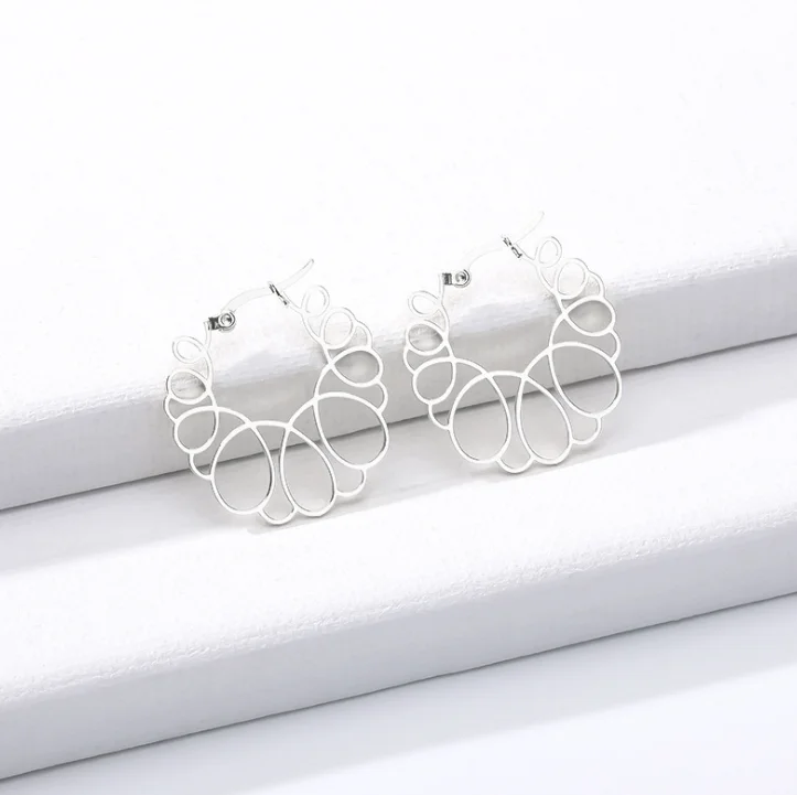 Маленькие круглые полые дизайнерские серьги гвоздики золотого цвета Элегантные