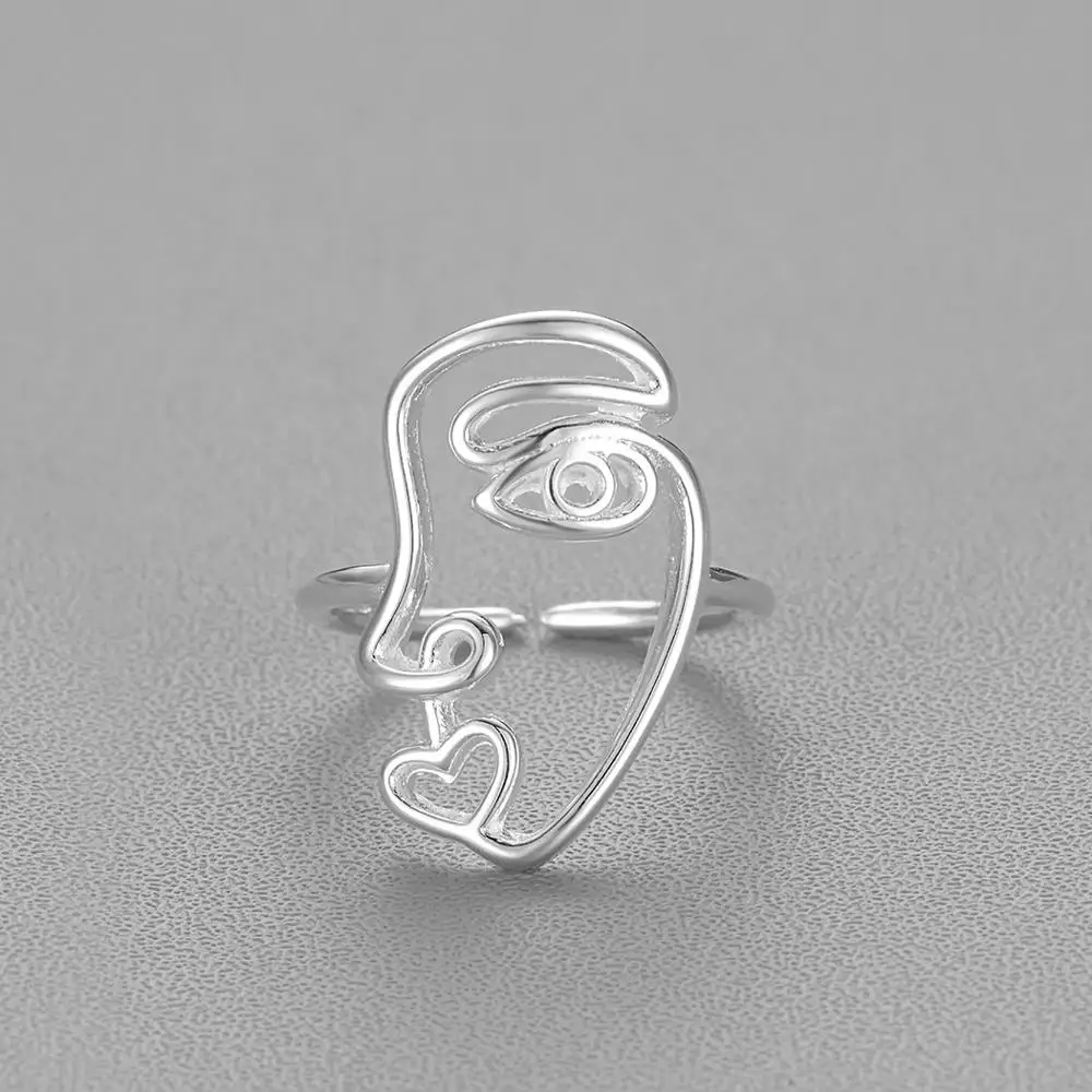 Женское кольцо в этническом стиле Chandler с абстрактным циферблатом золотистое на