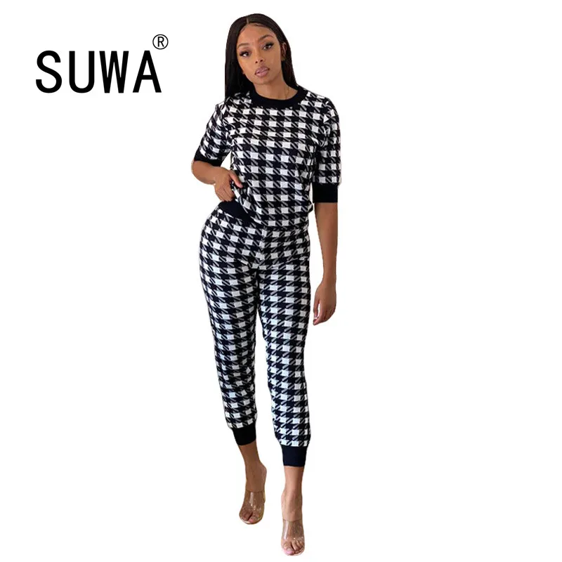 

2020 Autumn New Women's Suit European and American Women's Printed Plaid Leisure Short Sleeves Shirt Trousers Two-Piece Set