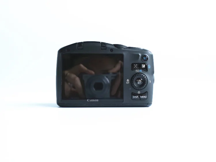 Цифровая камера Canon PowerShot SX130IS 12 1 МП широкоугольный оптический зум 12x