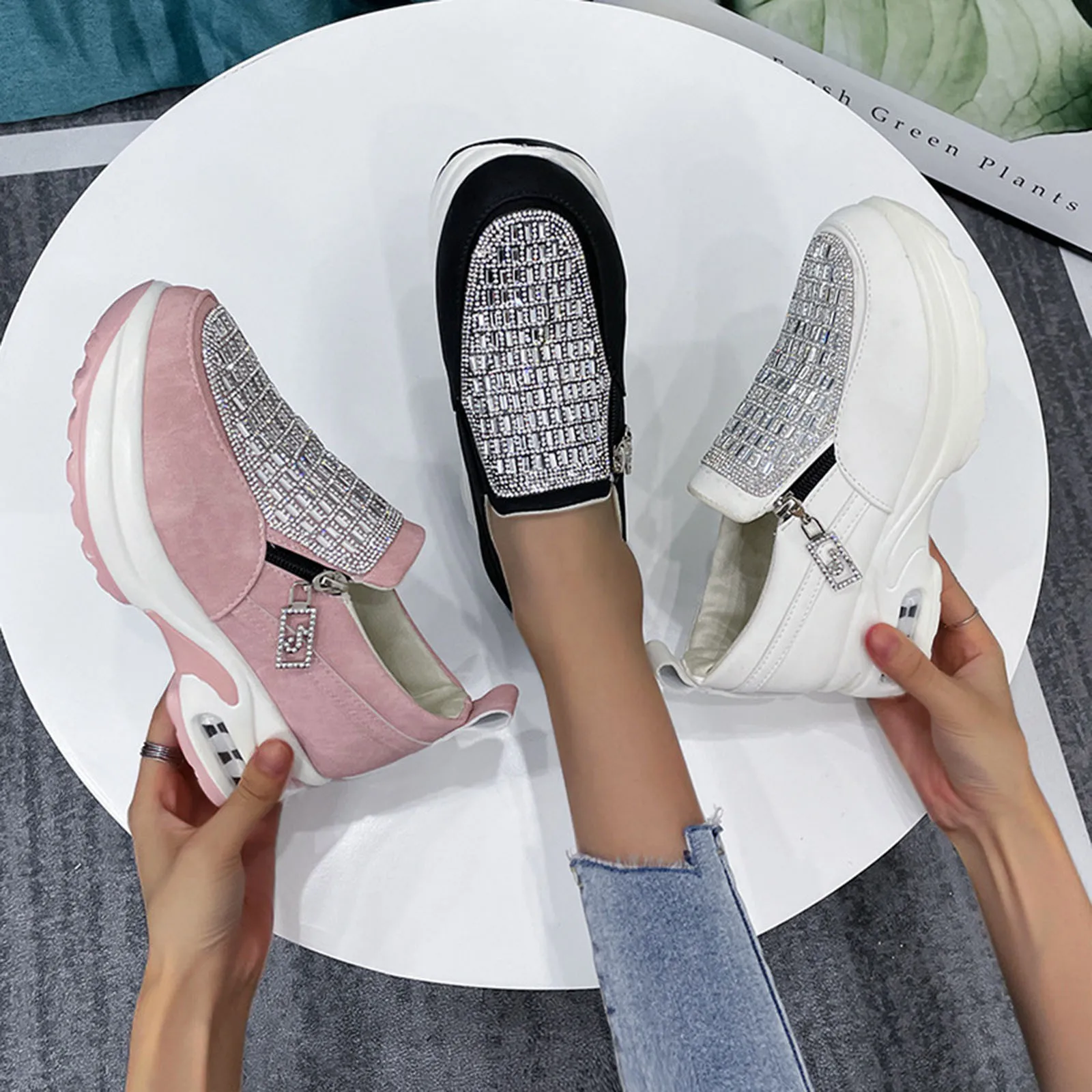 

Женские кроссовки стразы на толстой подошве, модная повседневная обувь для прогулок, большие размеры, на весну-осень