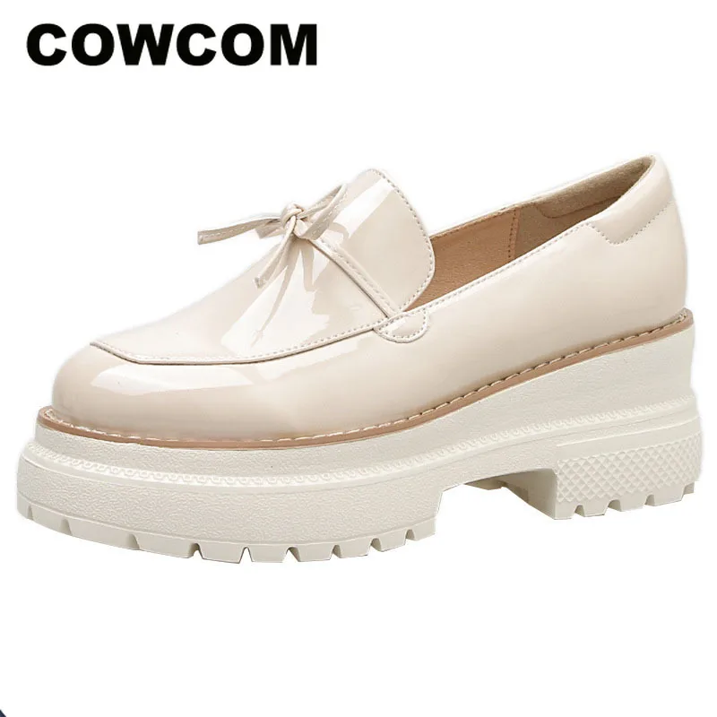 COWCOM Весна 2019 новые лаковые кожаные туфли на толстой подошве из сосны Туфли с