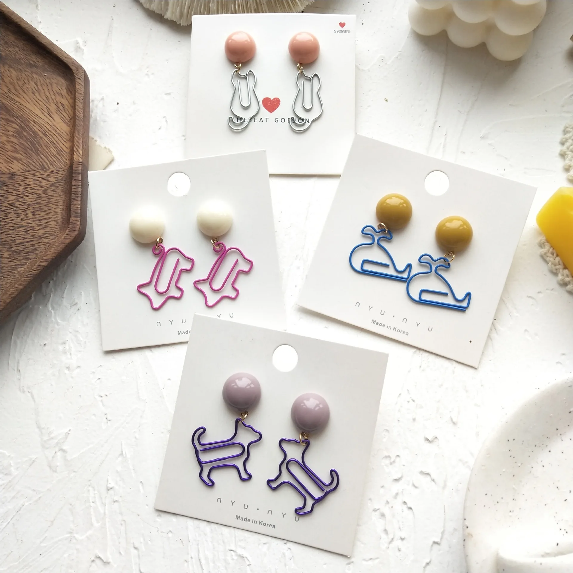 

SNCSDK Creative Fun Cat Piggy Puppy Dolphin Line Resin Hit Color Paint Cute Animal Ear Clip Women Stud Earrings Fashion Jewelry