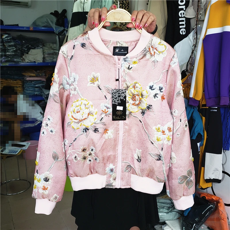 

2019 new personality boutique women's color flowers embroidered casual temperament handmade beaded court coat