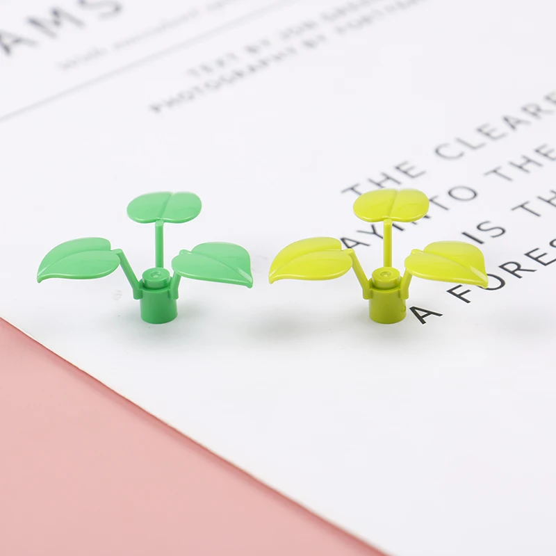 

5Pcs/set Plastic DIY Bricks Broadleaf Grass Building Compatible Flower Plant Parts