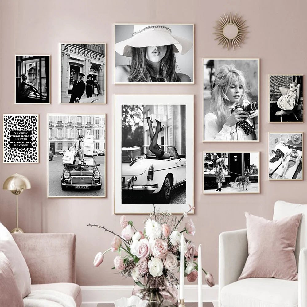 

Paris Fashion Poster Vintage Girl Black White Canvas Painting Prints Nordic Modern Wall Art Pictures For Living Room Home Decor