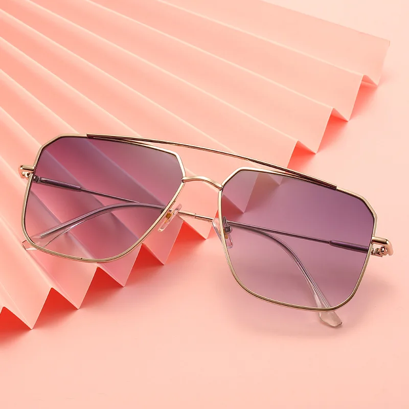

Fashion Over Sized Sunglasses Women Men Anti-Reflective Mirror Classic Square Metal Glasses Fashion New Sun Glasses Uv400