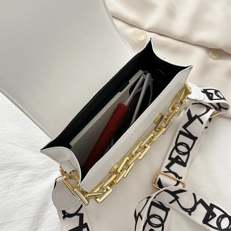 

Women Wide Shoulder Strap Casual Handbag Winter Rhombus Embroidery Fashion Messenger Tote Female Chain Sling Small Square Bag