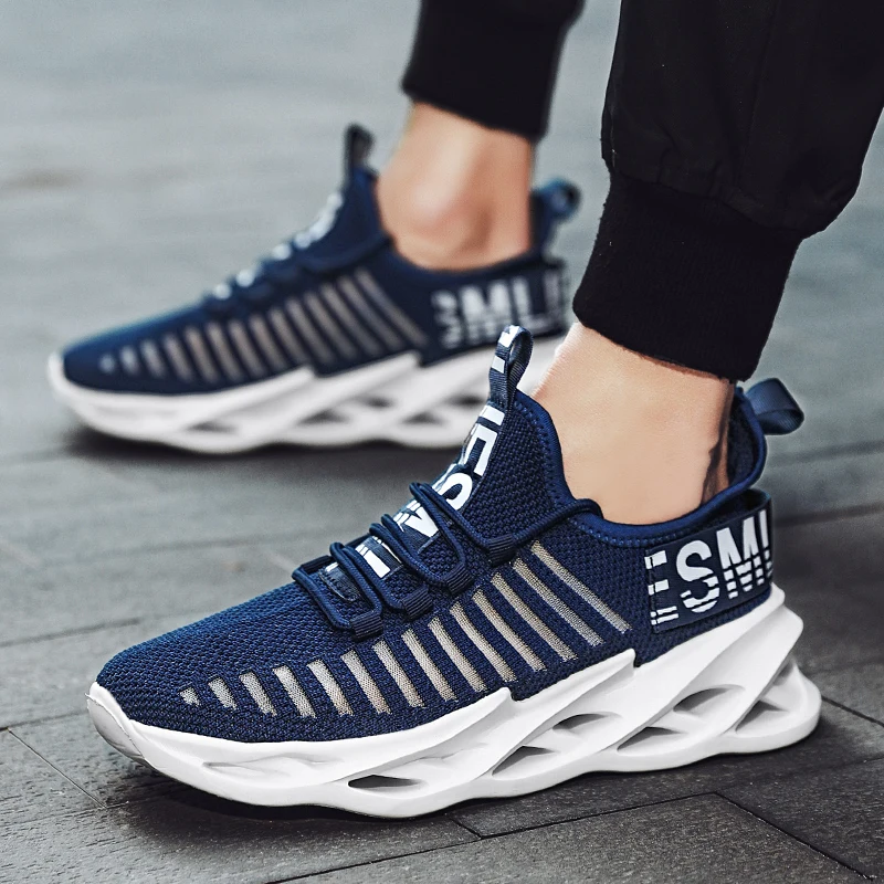 Spring New Green Men's Blade Shoes Mesh Breathable Running Sneakers Men Lightweight Sports Shoes Men Trainers zapatillas hombre