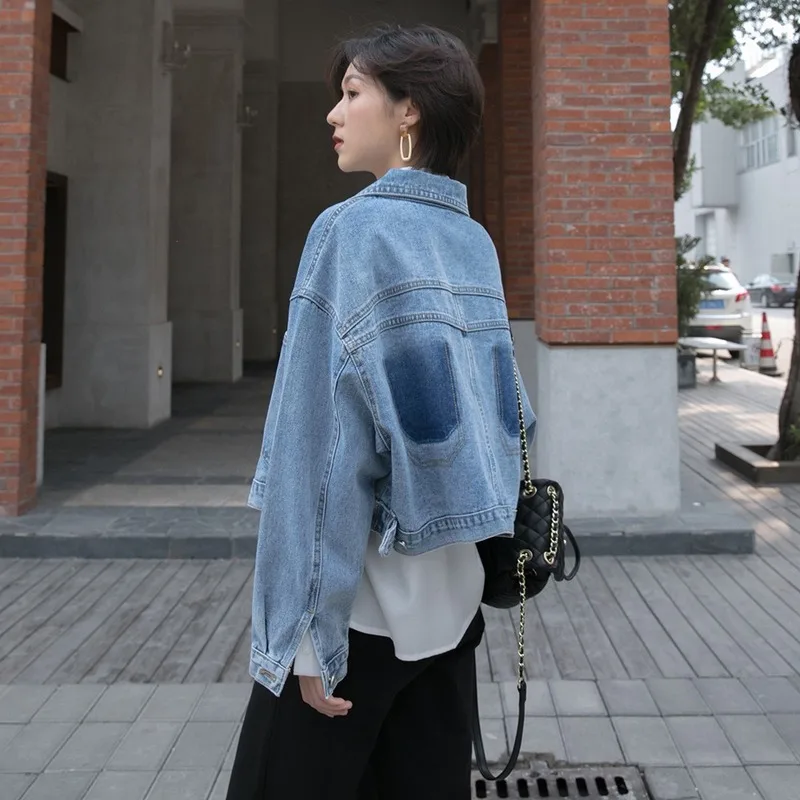 

Spring and Autumn 2020 New Urban Simple Fashion Personality Fake Pocket Loose Short Long Sleeve Lapel Denim Short Coat Women