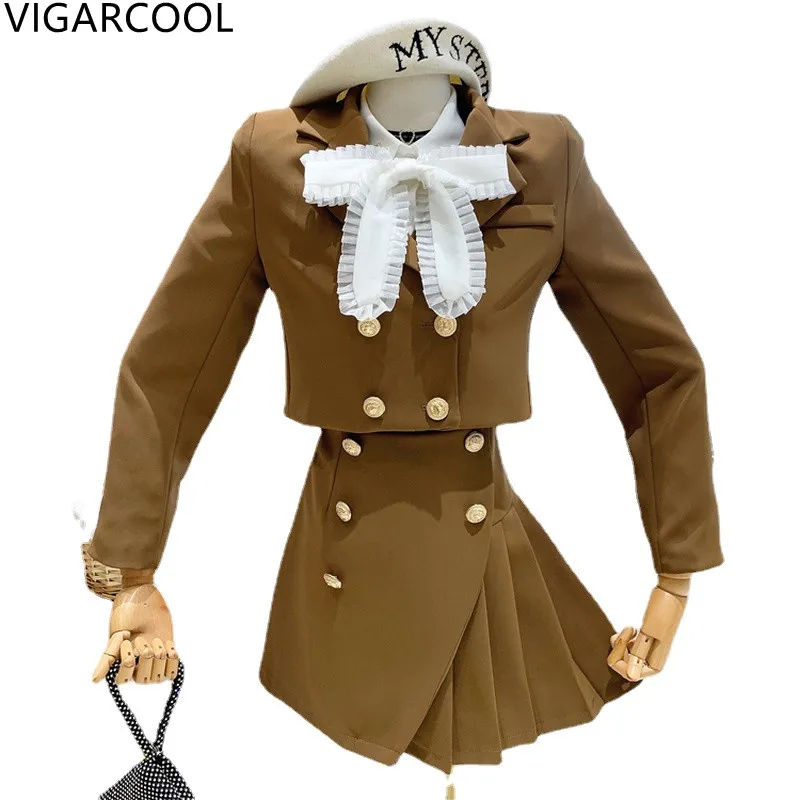 

Женский костюм-тройка с короткой юбкой, короткая куртка + рубашка с бантом + плиссированная юбка, осень 2021