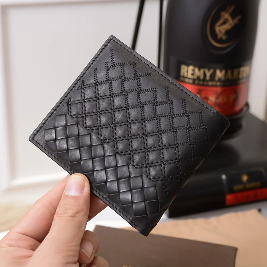 Luxury brand men s cowhide short wallet classic series multi-card positioning fashion leisure high quality woven leather wallet