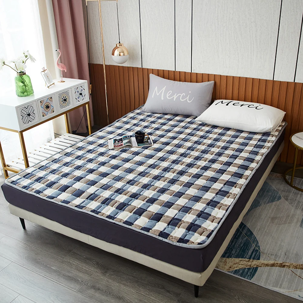 

Cartoon Animals Flannel Mattress Pad Machine Washing Non-slip Bedspread 1pcs Single Queen King Children Kids Bed Pad Mattress