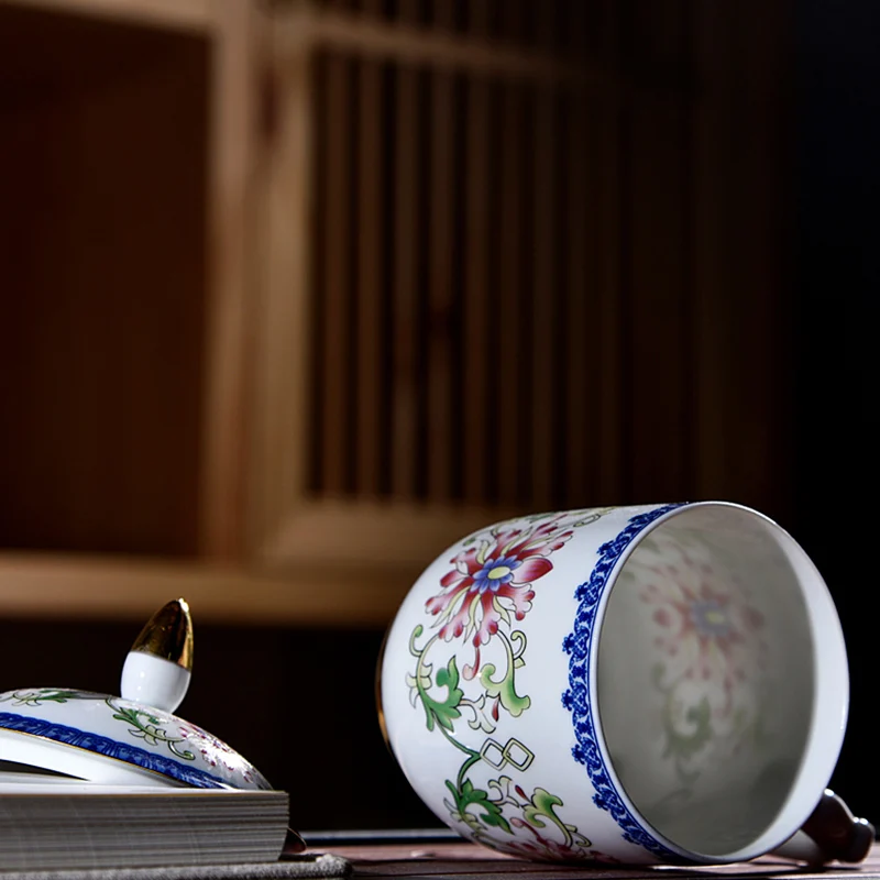 Чайная кружка 360 мл белая фарфоровая эмалированная кофейная Крышка для кружек