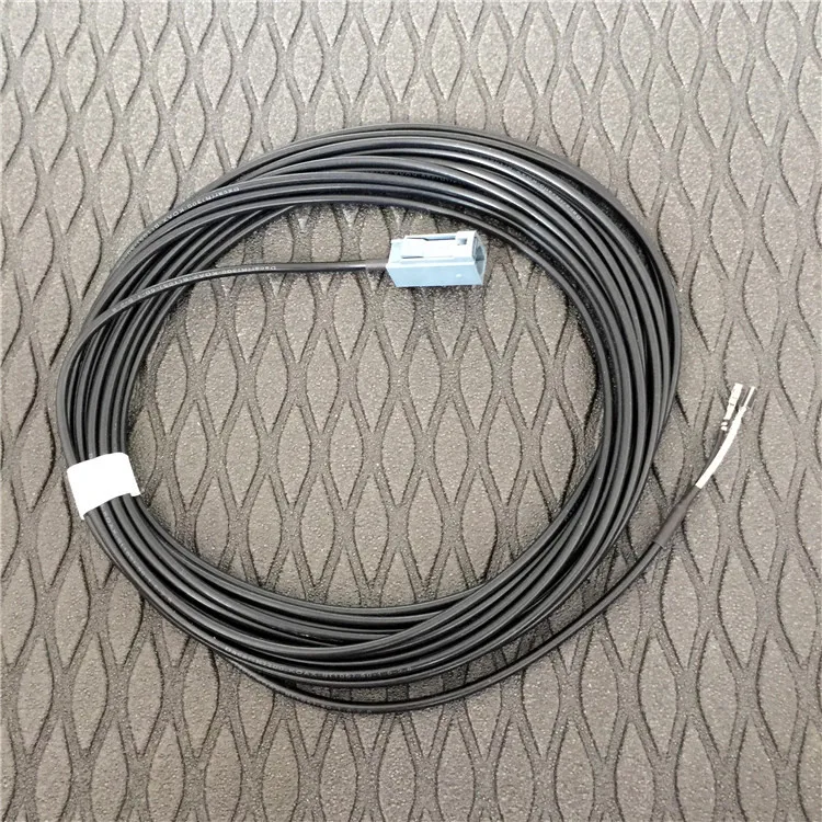 

Видеокабель для камеры заднего вида VW Audi Skoda