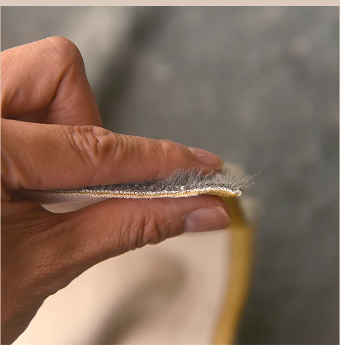 

Thickened Soft Waxy Heavy Belt Lined with Rabbit Wool Mink Fabric