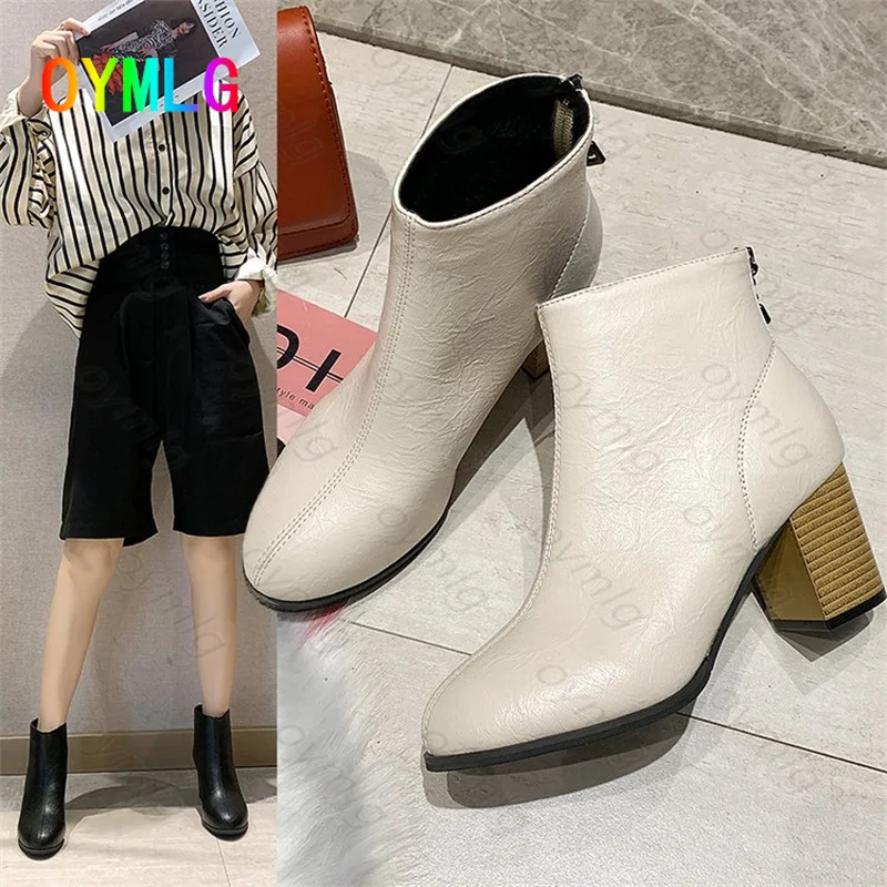 

Женские короткие ботинки на молнии, в британском стиле, осень и зима, Новые Универсальные ботинки мартинсы с круглым носком, тонкие ботинки ...