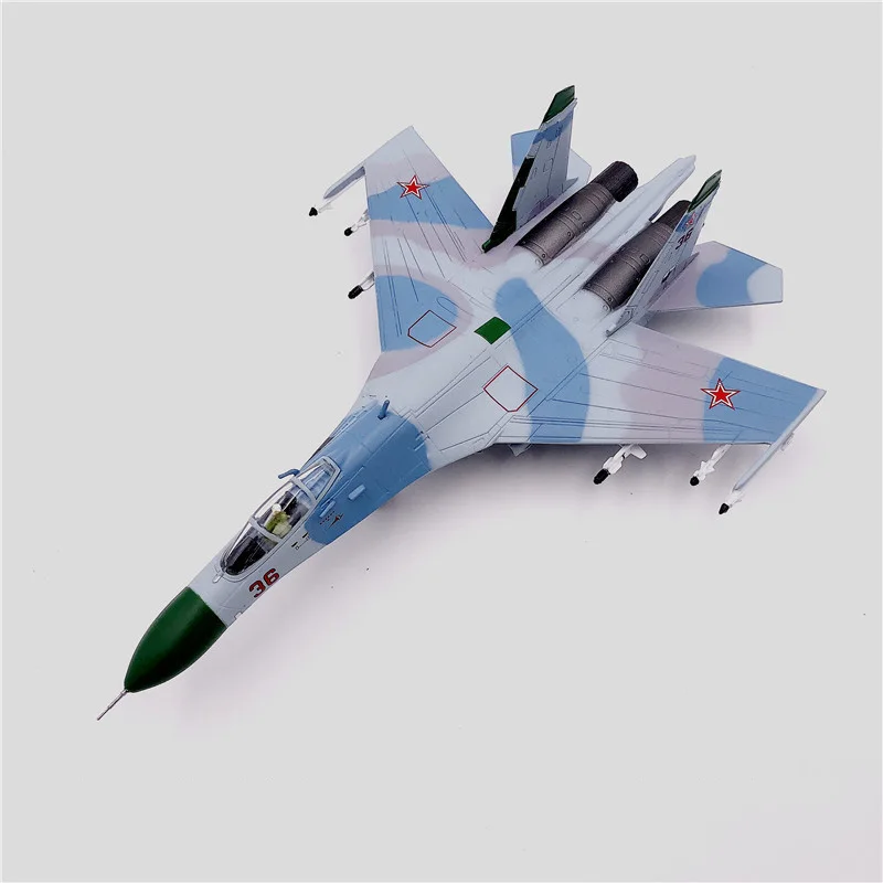 Модель российского самолета Sukhoi SU27 Su27k 1:100 1/100 края истребителя литая