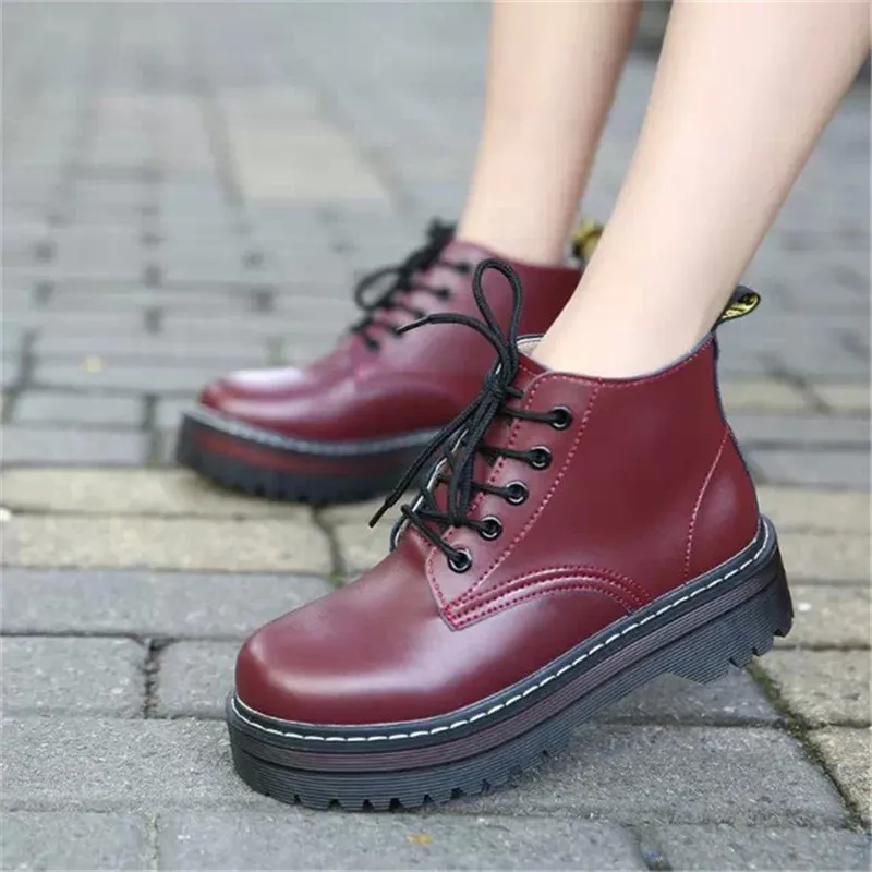 Женские ботинки ботильоны на платформе зимняя обувь плоской подошве со