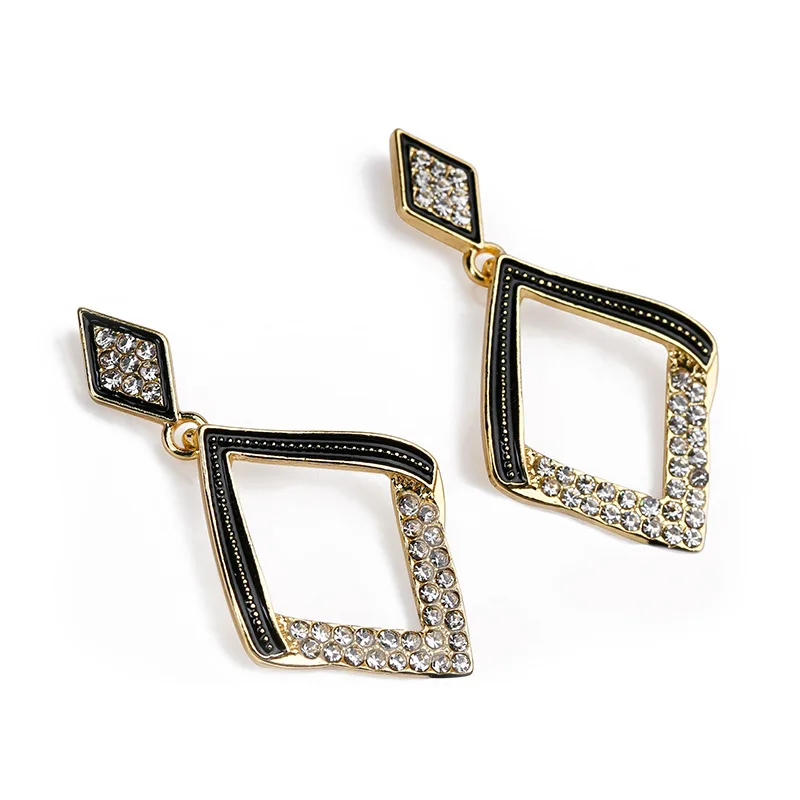 

The New Metal Geometric Diamond Earrings All-match Small and Thin Face Fashion Earrings Earrings Personalized Earrings
