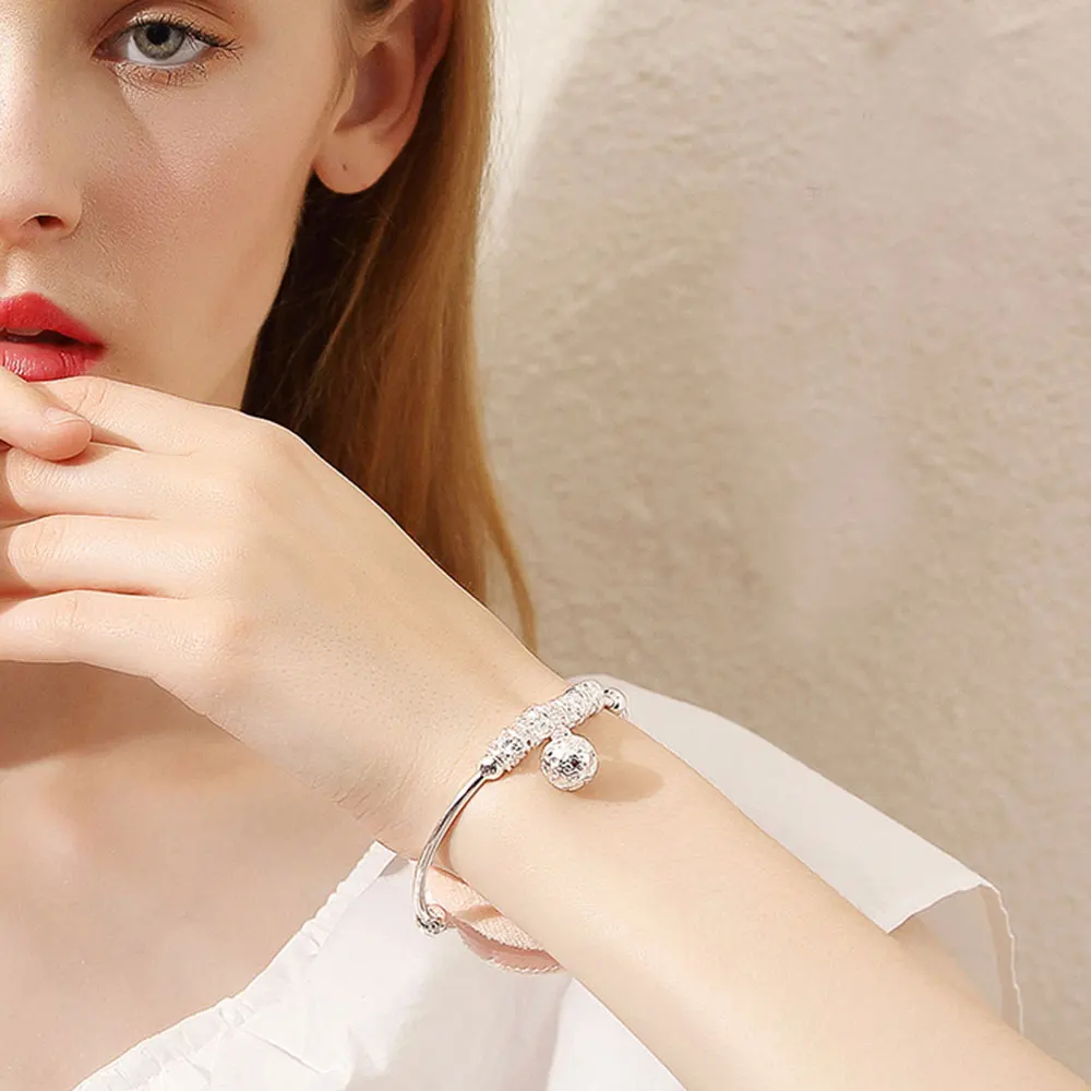 Женский браслет из серебра 925 пробы с вырезами | Украшения и аксессуары