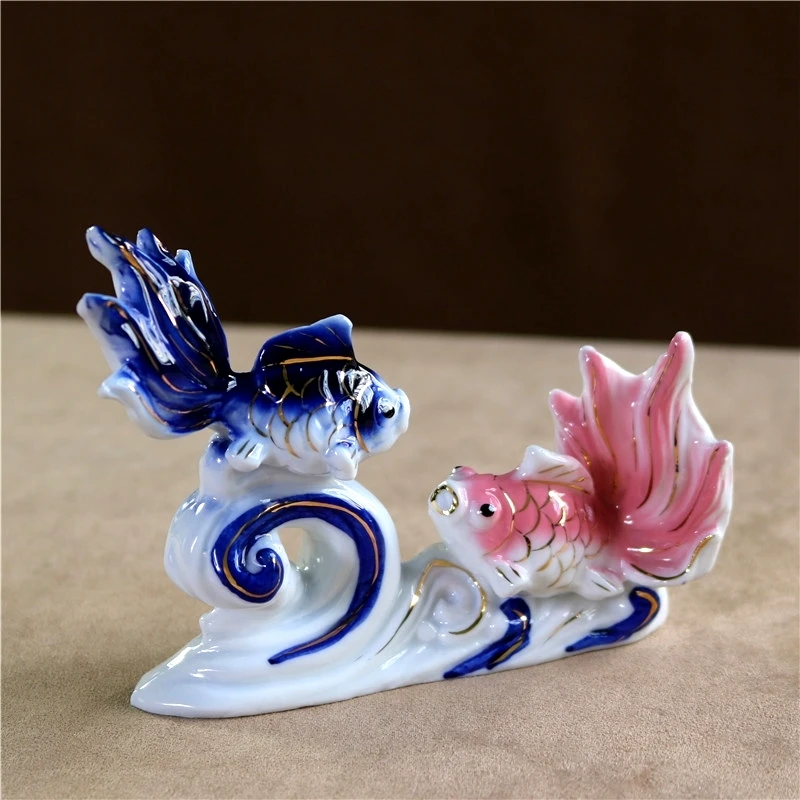 Традиционный китайский дизайн керамическая Золотая фигурка рыбы декоративный