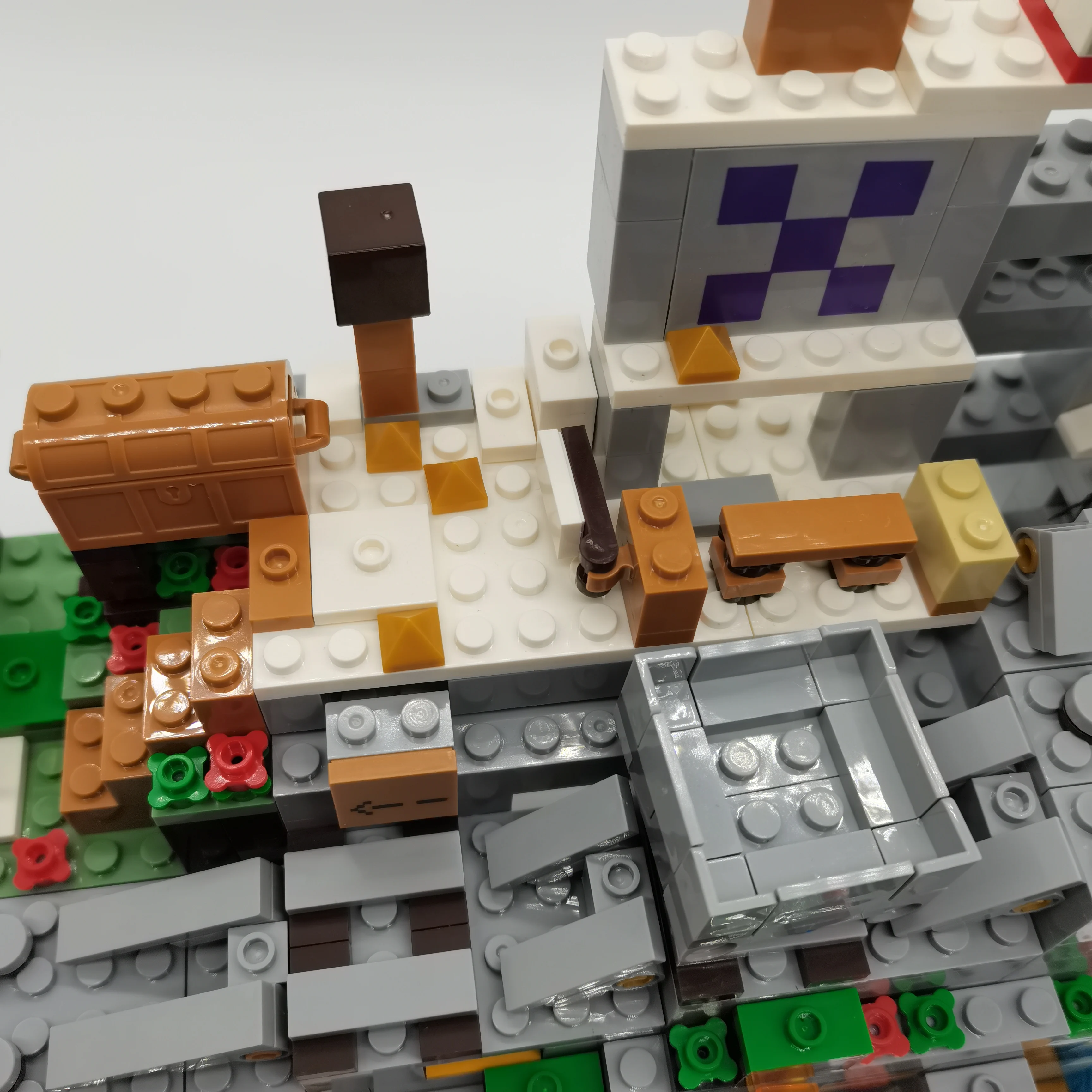 

HOT Sale The Mechanism Cave Steve Alex Witch Building Blocks Compatible Toys Bricks For Gifts