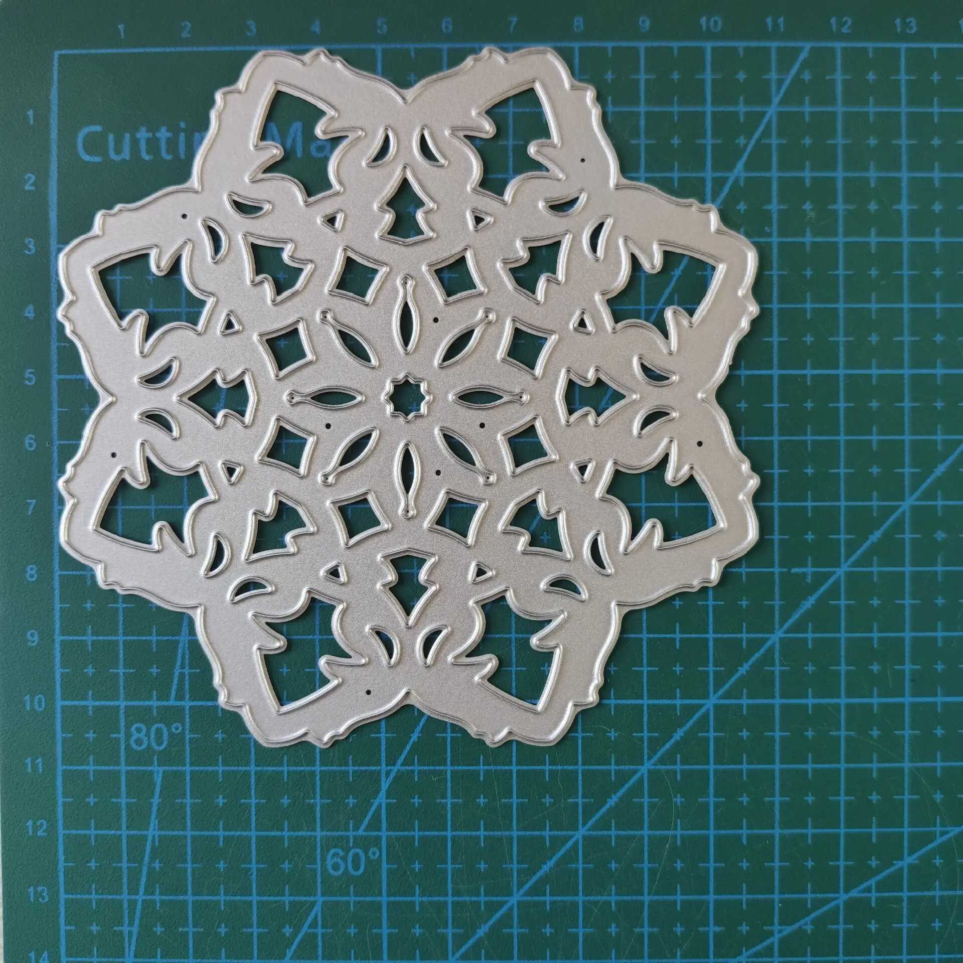 

Cutting Dies Snowflake Hollow Envelope Metal for DIY Scrapbooking Photo Album Embossing Paper Card