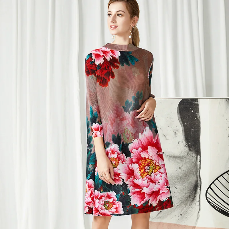 

Semi-high collar printed dress female spring and autumn MIYAKE fold seven-point sleeve loose retro big flower A-line dresses