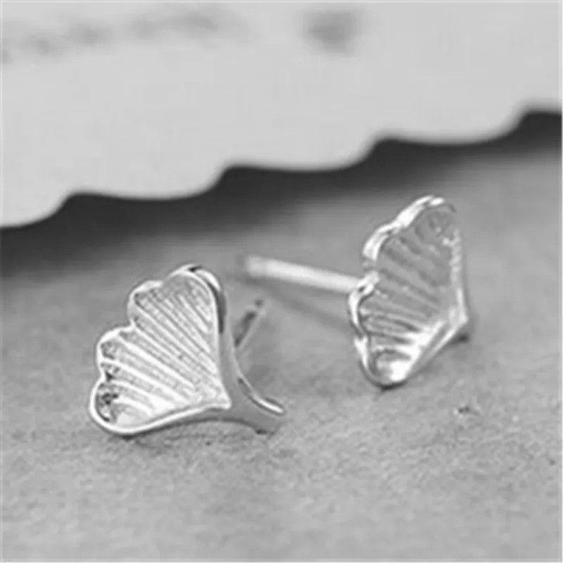 

Simple Fashion Silver Star Earrings Personality Charm Classic Temperament Female Wild Lotus Ear Jewelry