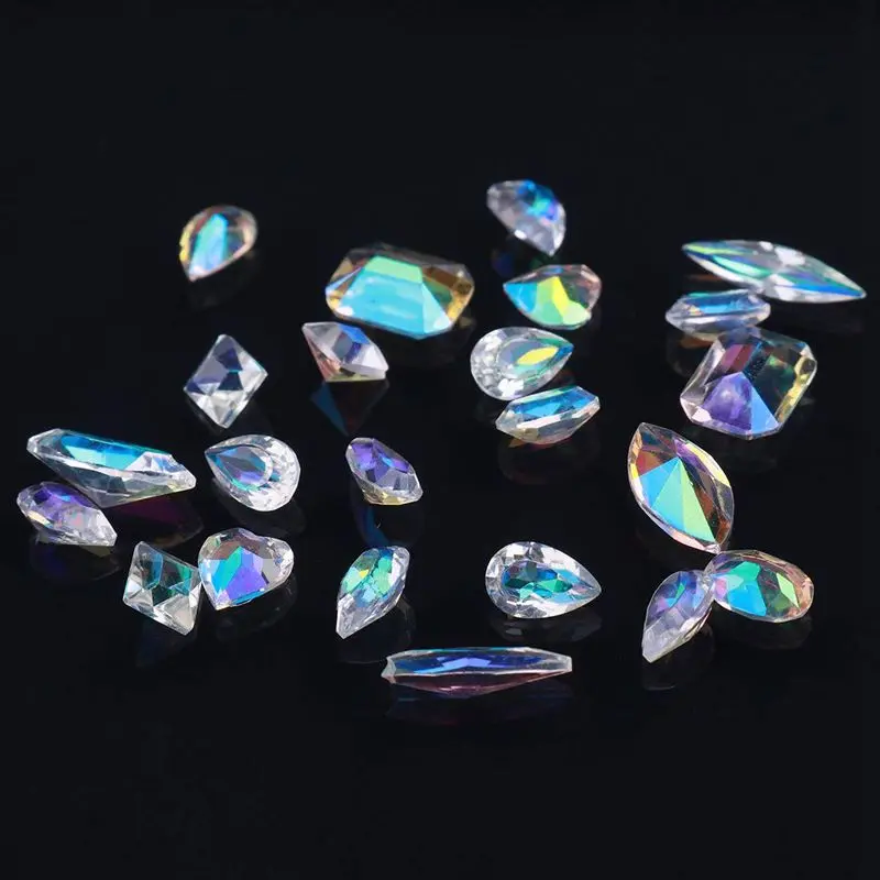 Наклейки для ногтей с кристаллами Rhinestones 3D Роскошные блестки для украшений.